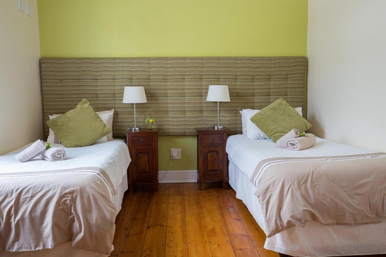 ケープタウン Six On Scott Bed & Breakfast エクステリア 写真